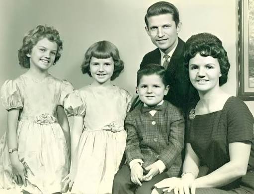 David and Gwen Wilkerson with their family